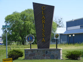 oddly shaped sign that says Clarissa